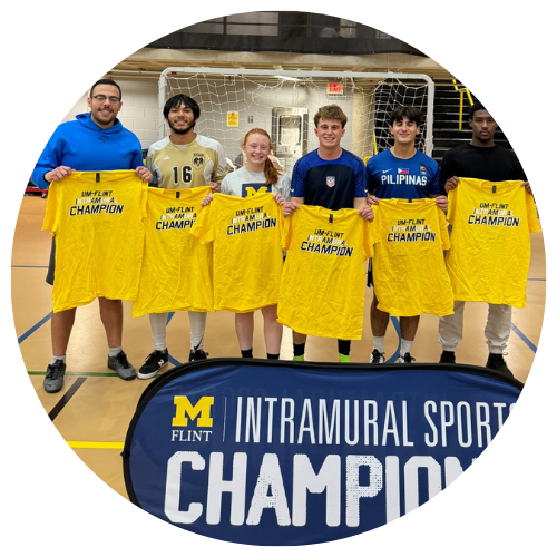 Intramural Sports championship pab pawg poses nrog cov tsho championship tsho.