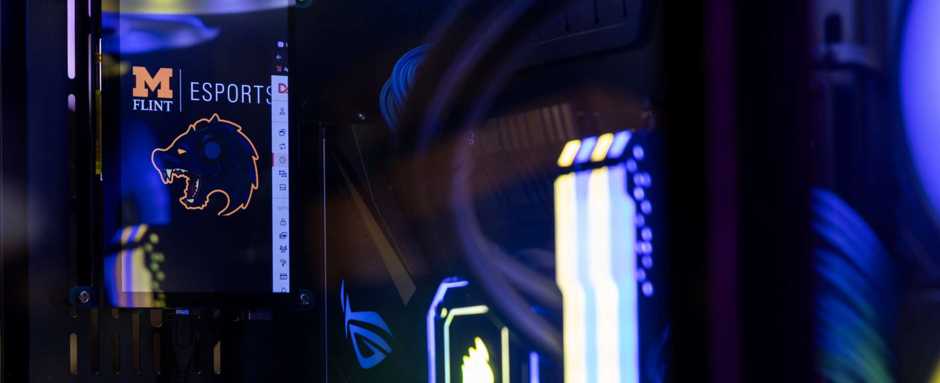 Gaming computer with Esports logo